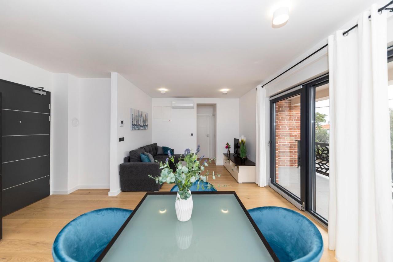 Marianne , Parking Free , 2 Bedroom & 2 Bathroom , Modern & Cozy * Zara