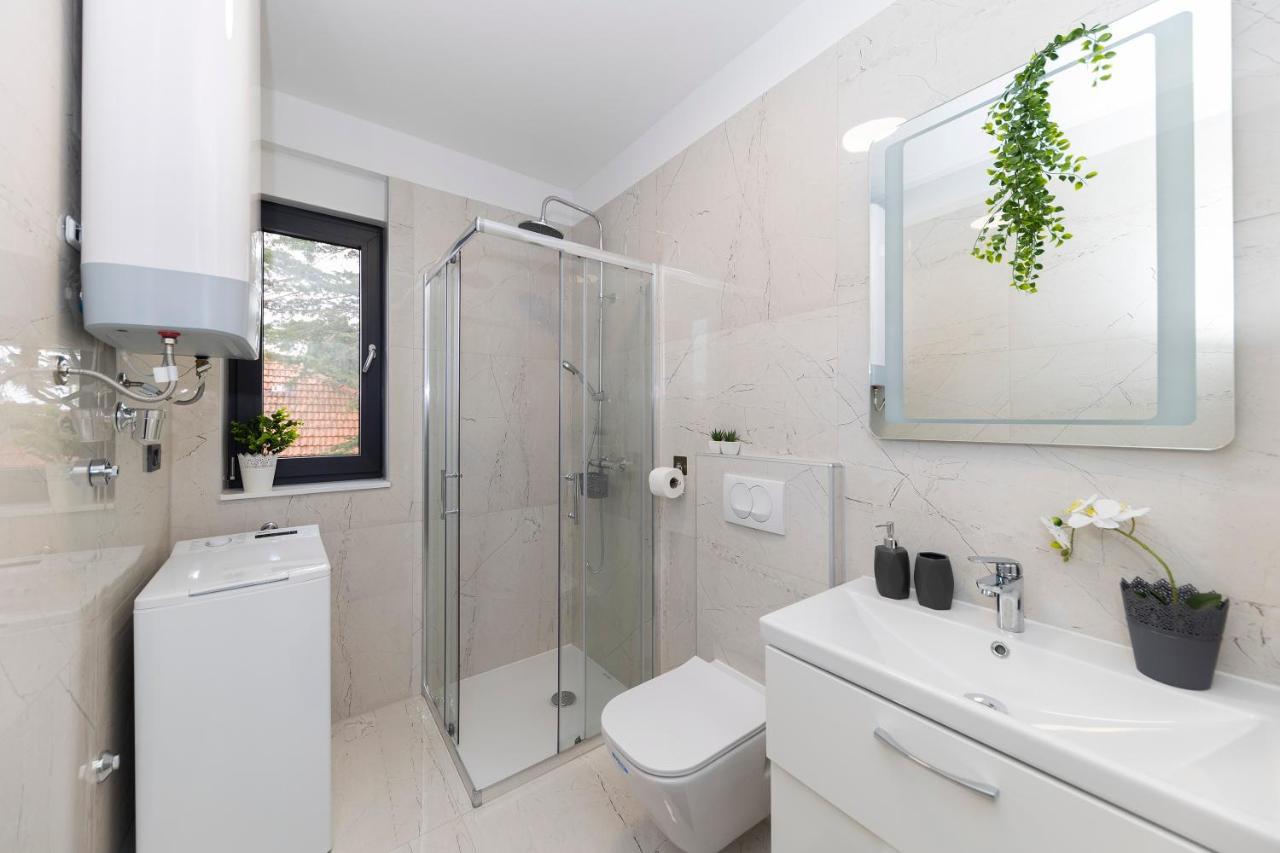 Appartamento Marianne , Parking Free , 2 Bedroom & 2 Bathroom , Modern & Cozy