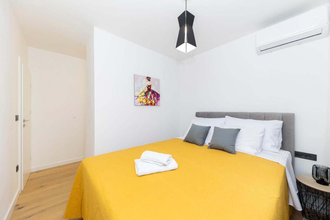 Apartman Marianne , Parking Free , 2 Bedroom & 2 Bathroom , Modern & Cozy *